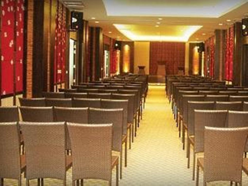 Tara Mantra Cha-Am Resort Экстерьер фото